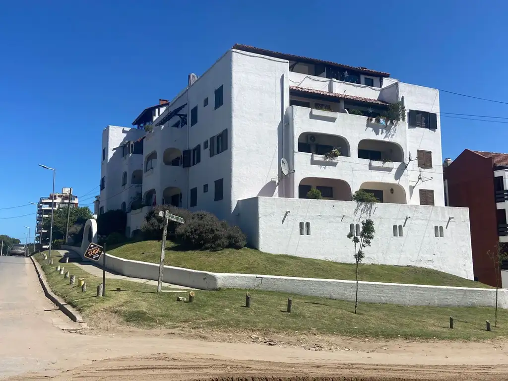 VENTA DEPARTAMENTO PINAMAR-C/TERRAZA -CENTRO PLAYA