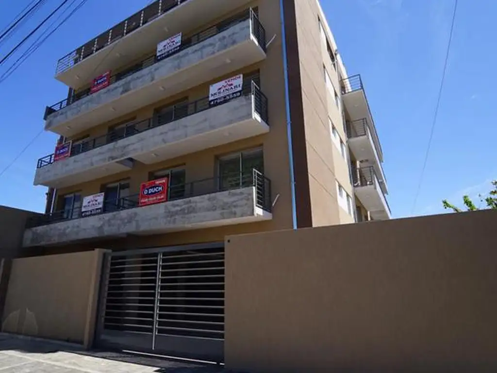 Departamento a estrenar 2 ambientes con toilette y cochera. Piscina - Munro