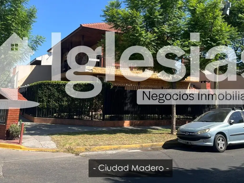 Hermosa casa en esquina en Ciudad Madero