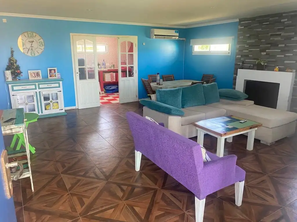 Casa - Venta - Argentina, Mar Chiquita - SARMIENTO 600