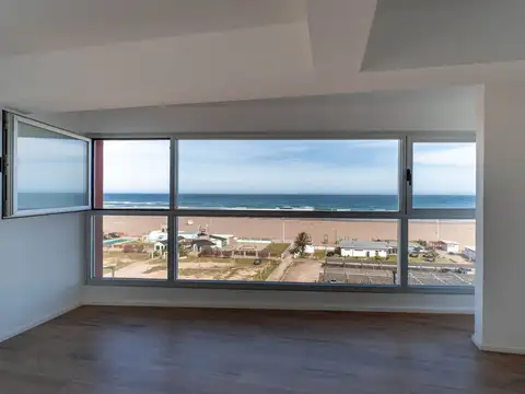 VENTA DEPARTAMENTO 4 AMB CON VISTA AL MAR NECOCHEA