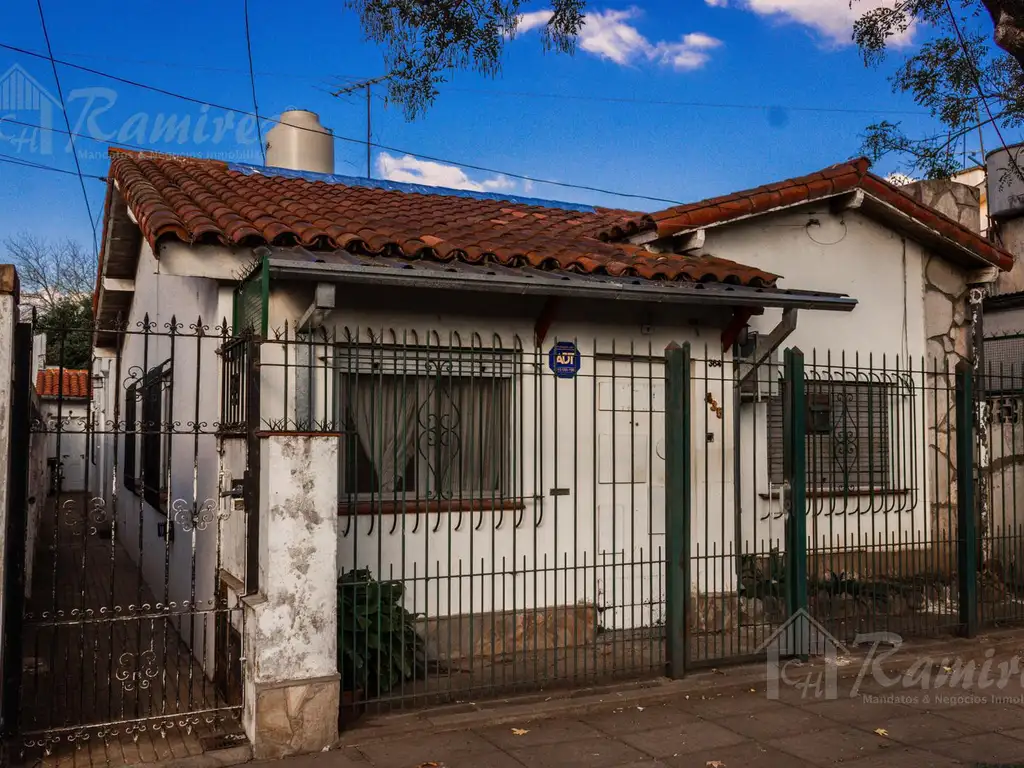 Casa PH 3 Ambientes En Venta - Moreno Centro