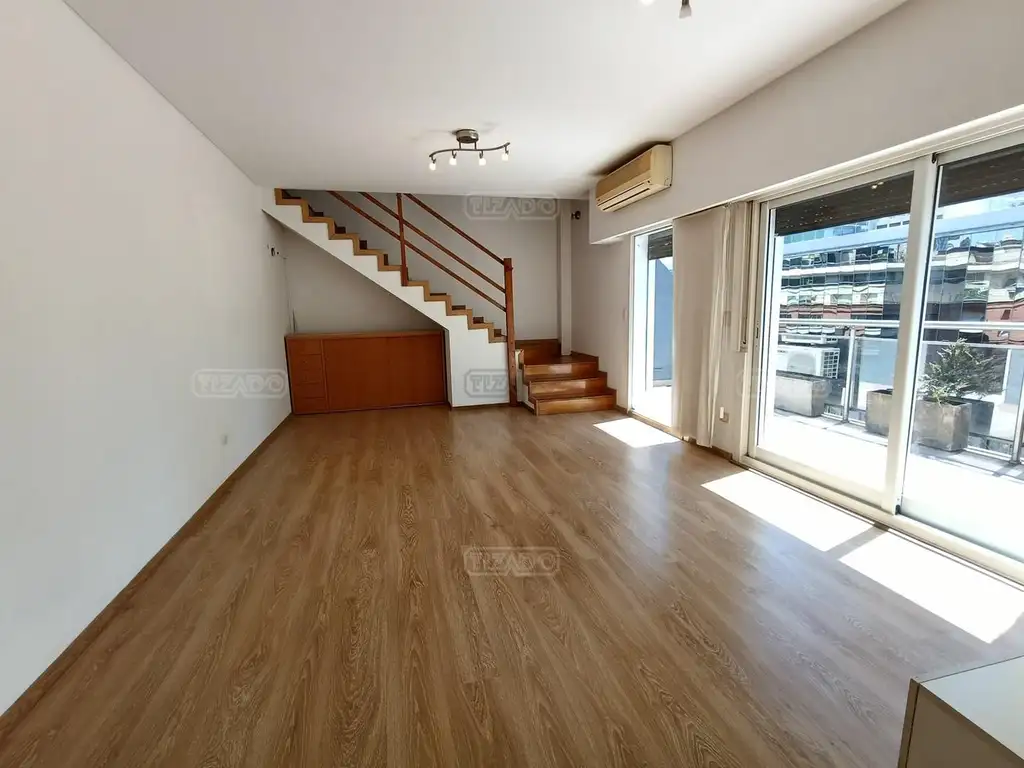 3 AMBIENTES EN ALQUILER EN PUERTO MADERO. DUPLEX CON GRAN BALCON TERRAZA. COCHERA Y BAULERA. TODO LUZ