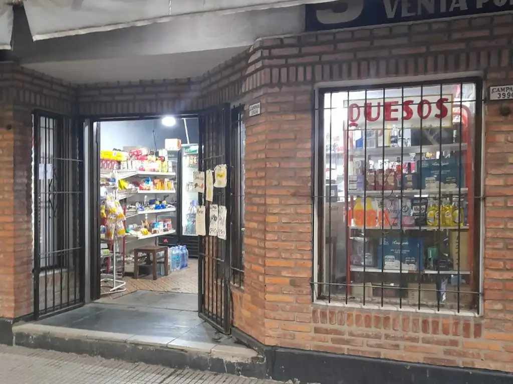 VENDE FONDO DE COMERCIO QUESERIA, FIAMBRERIA, KIOSCO, EXCELNTE UBICACION