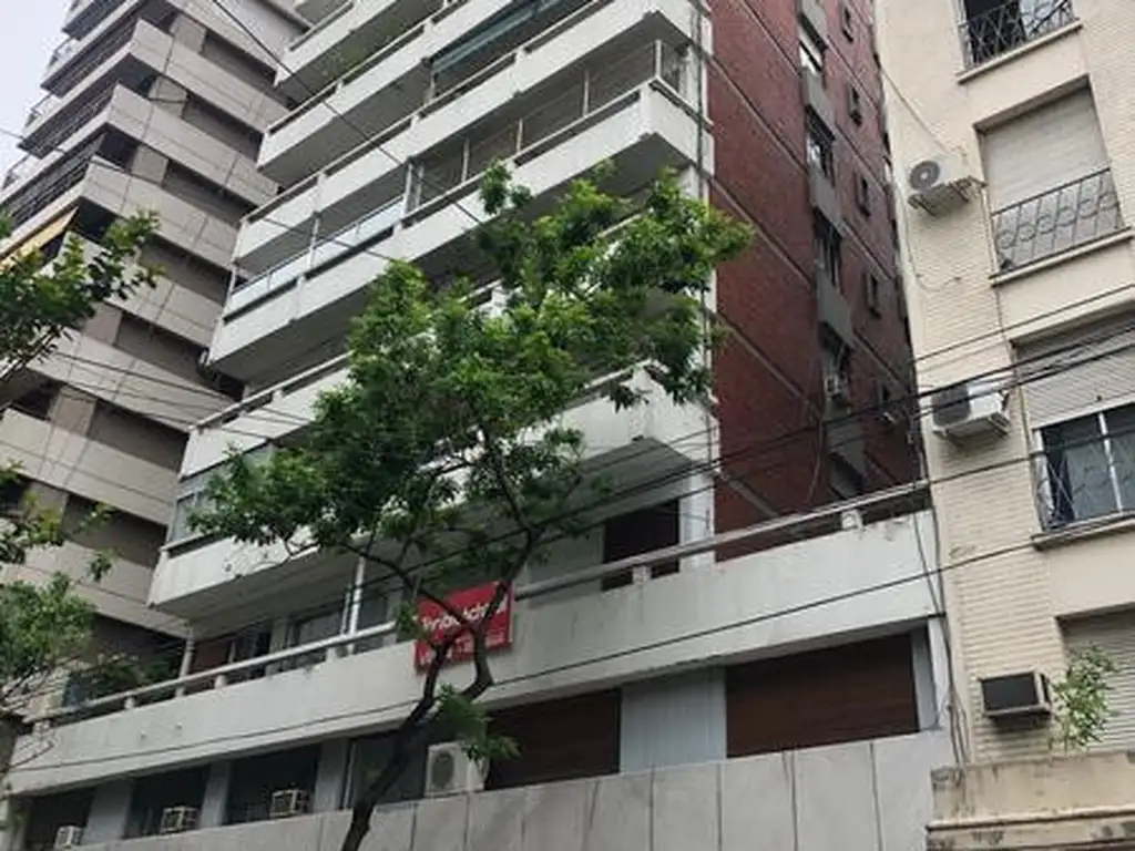 Se Vende con Renta - Azcuenaga 1541 - Muy lindo departamento en Recoleta