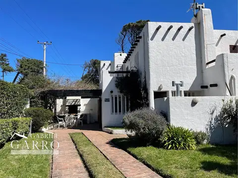 Dúplex a una cuadra del Mar en Pinamar Norte.