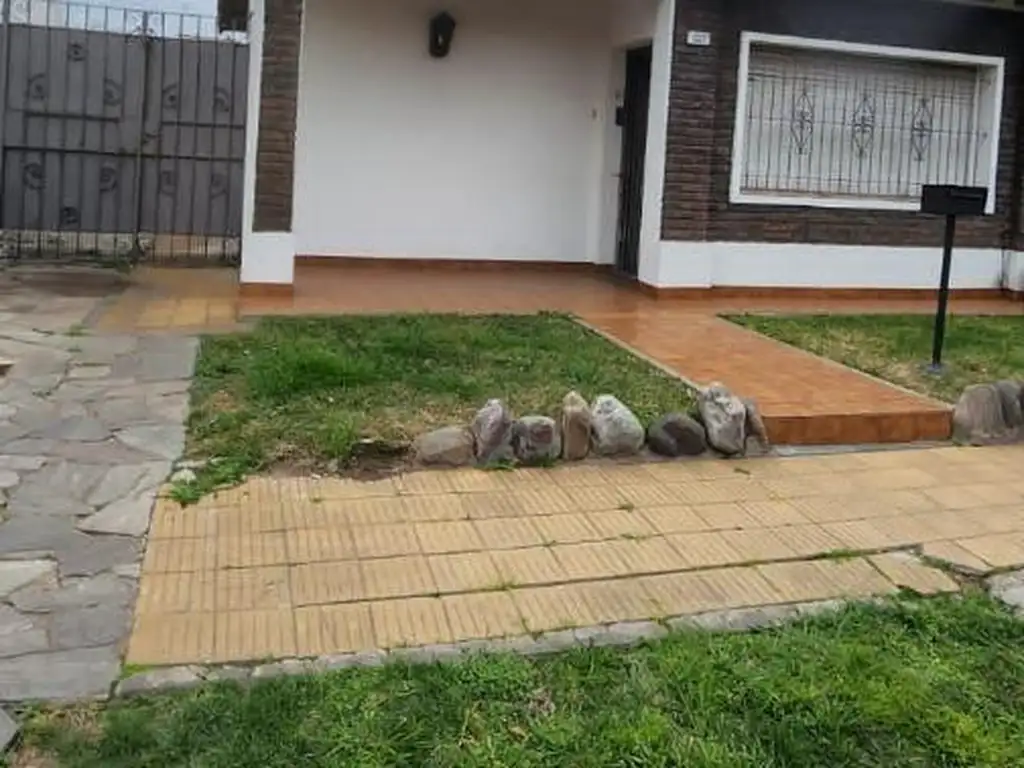 Casa en venta en Ituzaingó norte