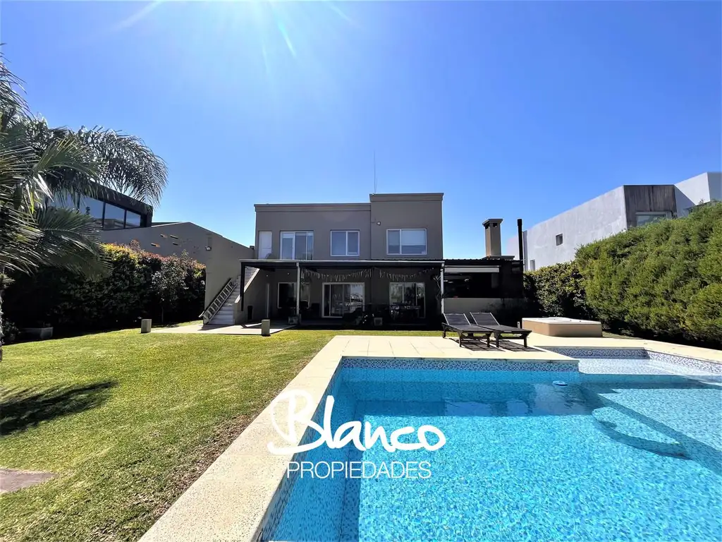 Casa  en Alq. Temporario en San Benito, Villanueva, Tigre