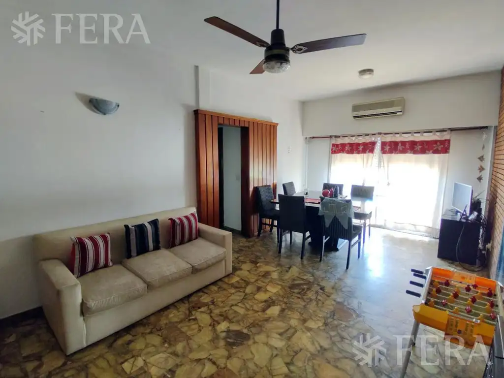 Venta PH 3 ambientes con terraza y quincho en Bernal Oeste