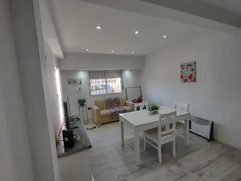 Departamento - Venta - Argentina, Cañuelas - Tristan Suarez 300