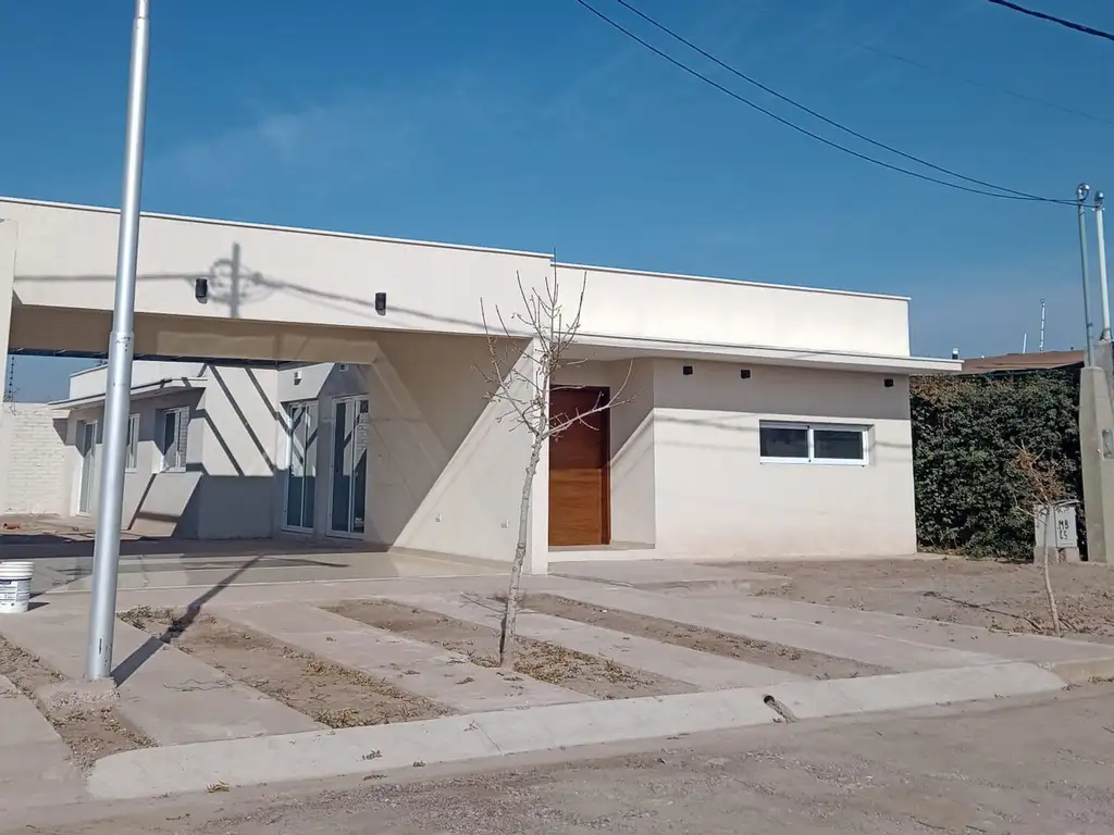 Casa aestrenar en venta barrio privado R del medio