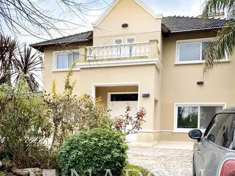 Hermosa casa estilo mediterraneo en El Lauquen