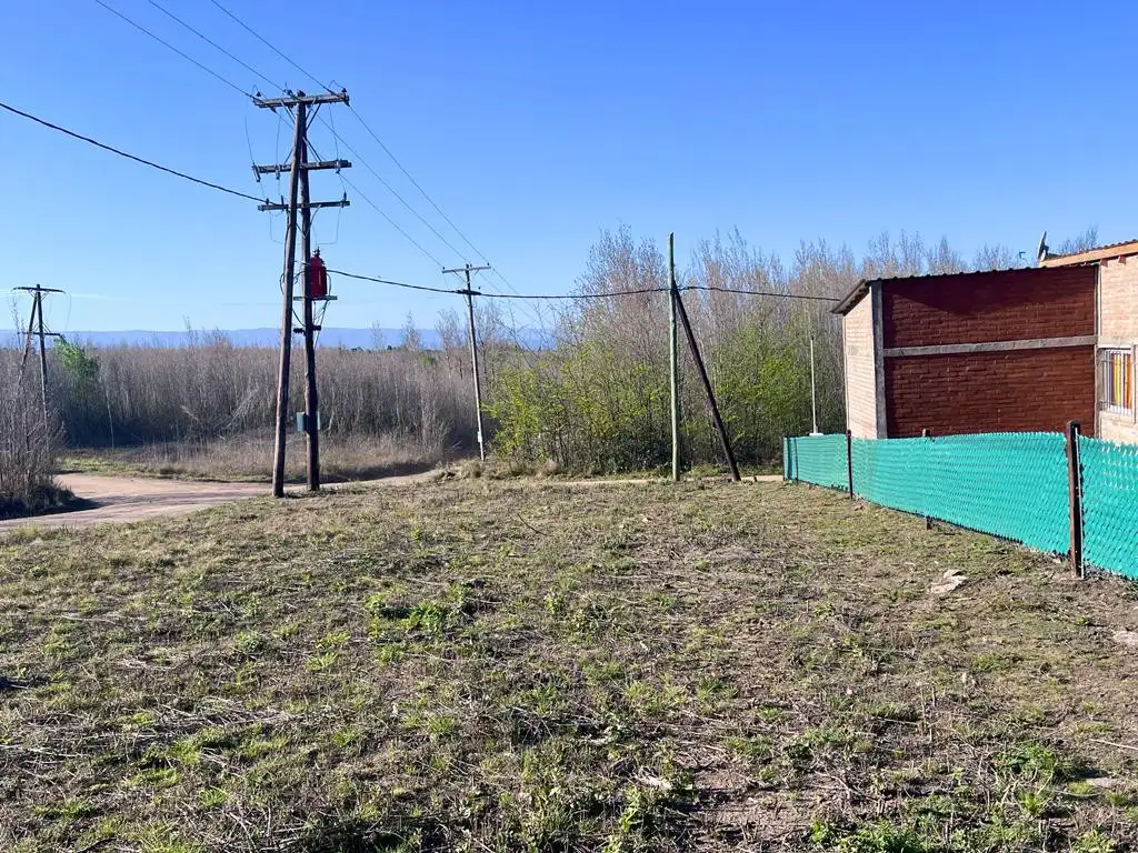 Venta - Dos lotes esquina - Yacanto - Cód (2171)