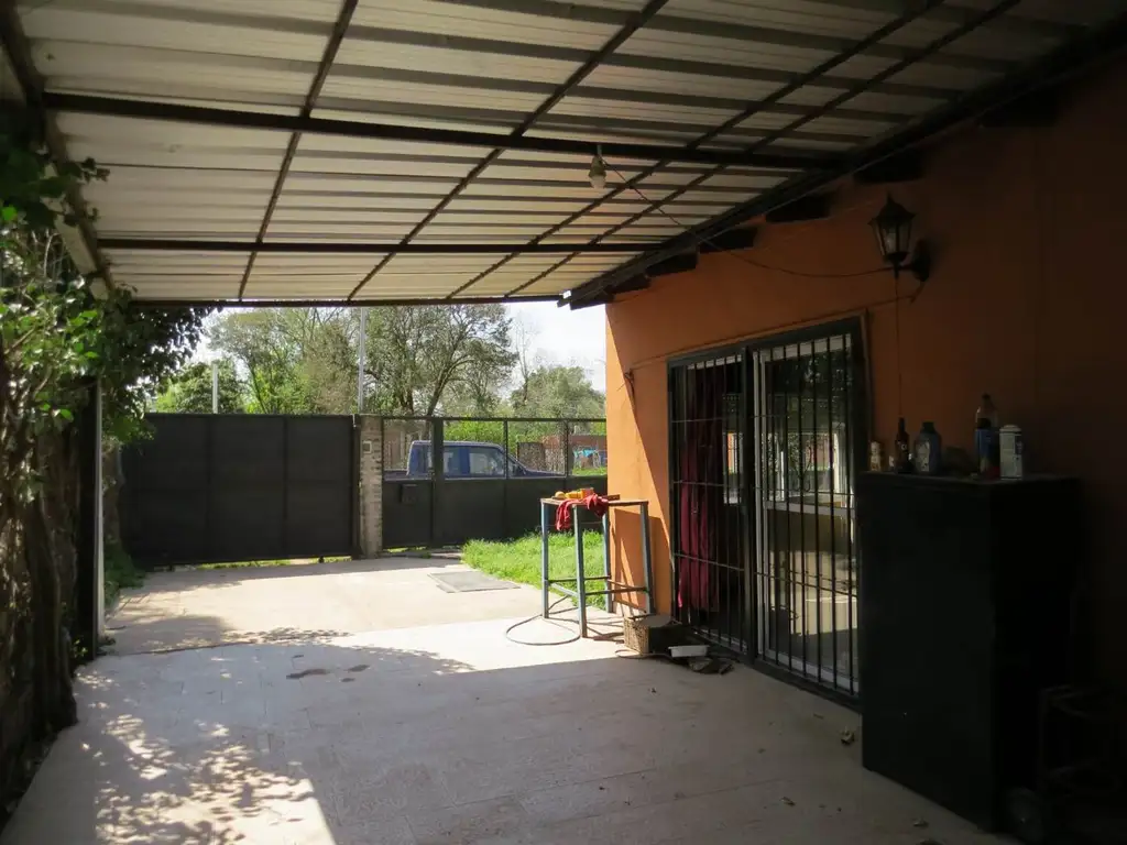 VENTA CASA 4 AMB SOBRE LOTE 345M2  M ACOSTA MERLO