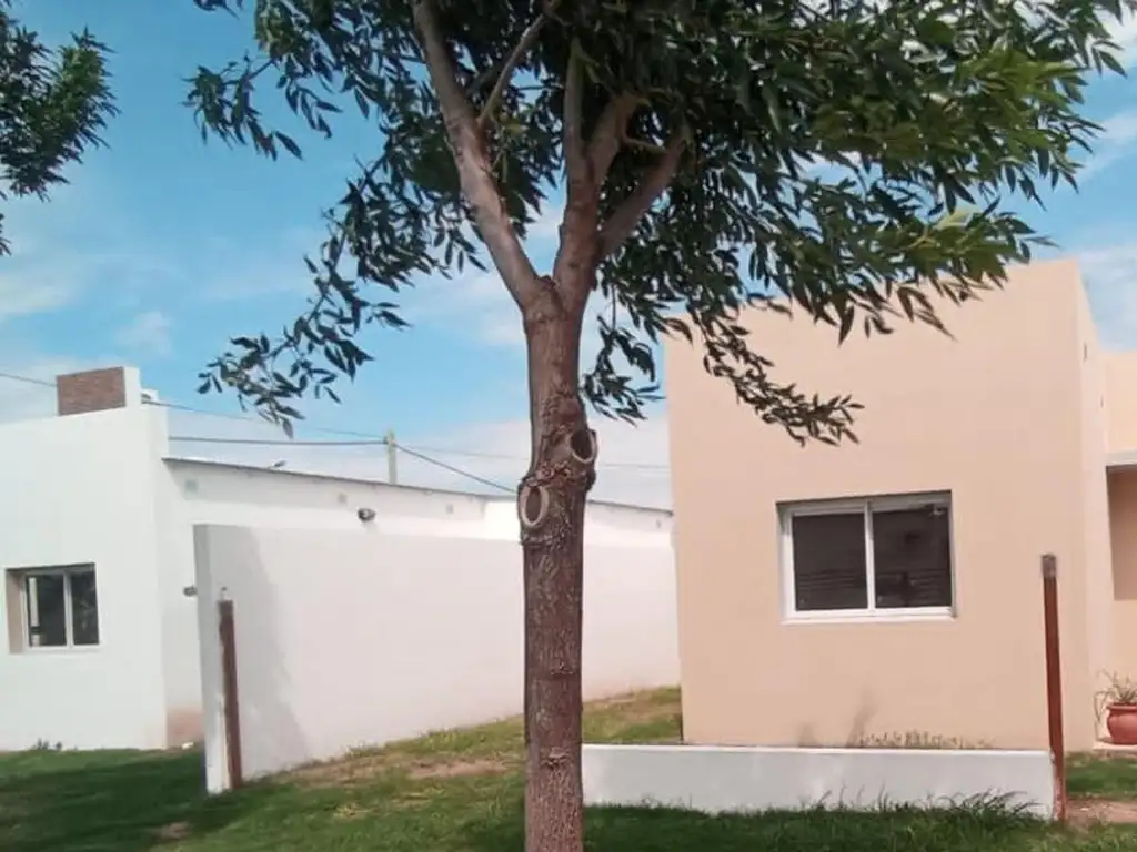 EN VENTA! CASAS A ESTRENAR EN ALDEA VALLE MARÍA! 2 DORM.