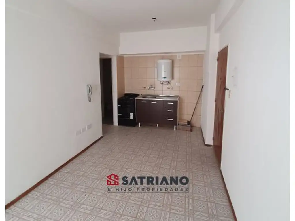 Venta - 1 dormitorio Juan Manuel de rosas 1400 patio