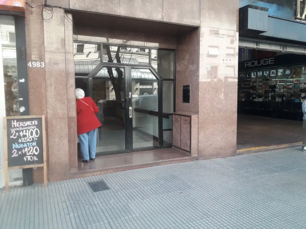 3 amb. c/dependencias y espectacular terraza de 120 m2 propia - Foto 0