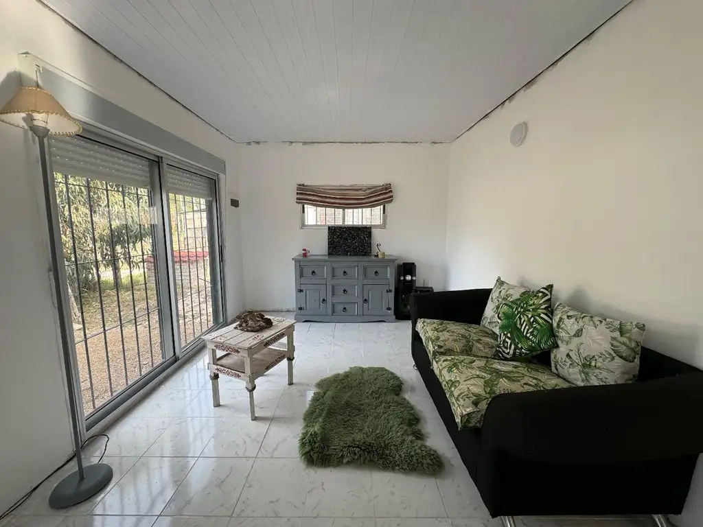 Venta Permuta casa 2 dormitorios terreno Araminda