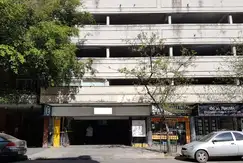 Dueño vende 2 cocheras fijas contiguas grandes en Planta Baja, en block o separadas. 