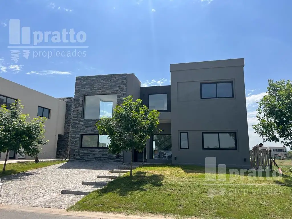 Casa en venta de 3 dormitorios en El Naudir