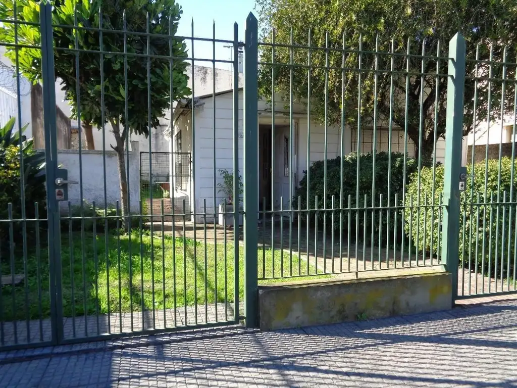 Casa  en Venta ubicado en Quilmes Oeste, Quilmes, G.B.A. Zona Sur - SVN0066_LP583851_1