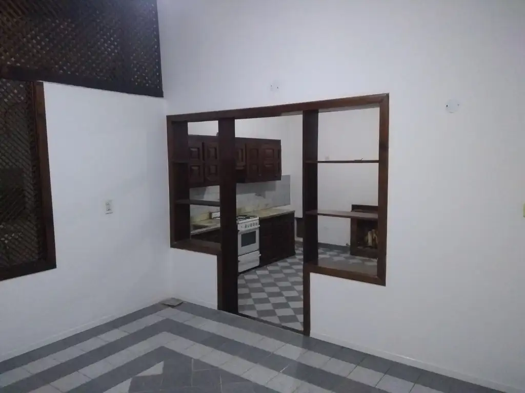 Venta de casa con 3 departamentos en san fernando exc. renta