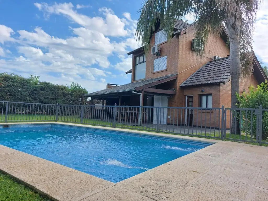 CASA EN VENTA, ACACIAS BLANCAS