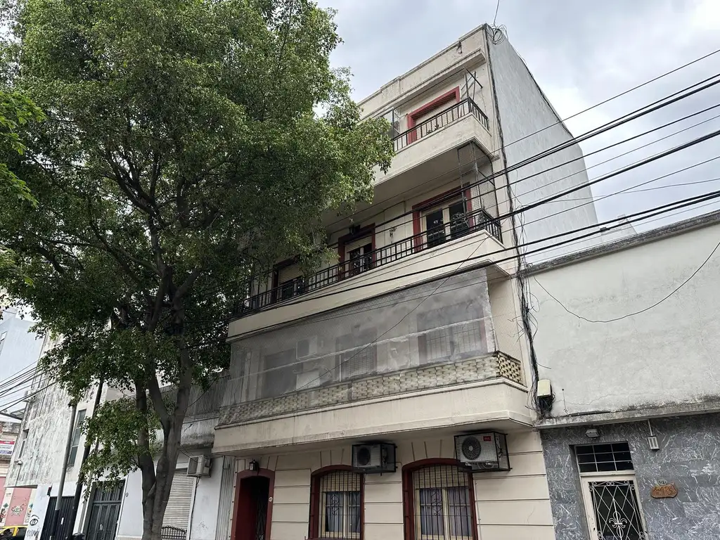 Lezica al 4100 Departamento de 3 ambientes con balcón en Venta en Almagro