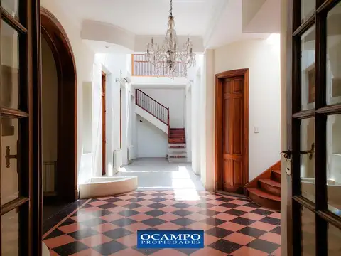 Casa 5 ambientes - vestidor - jacuzzi y terraza en Colegiales