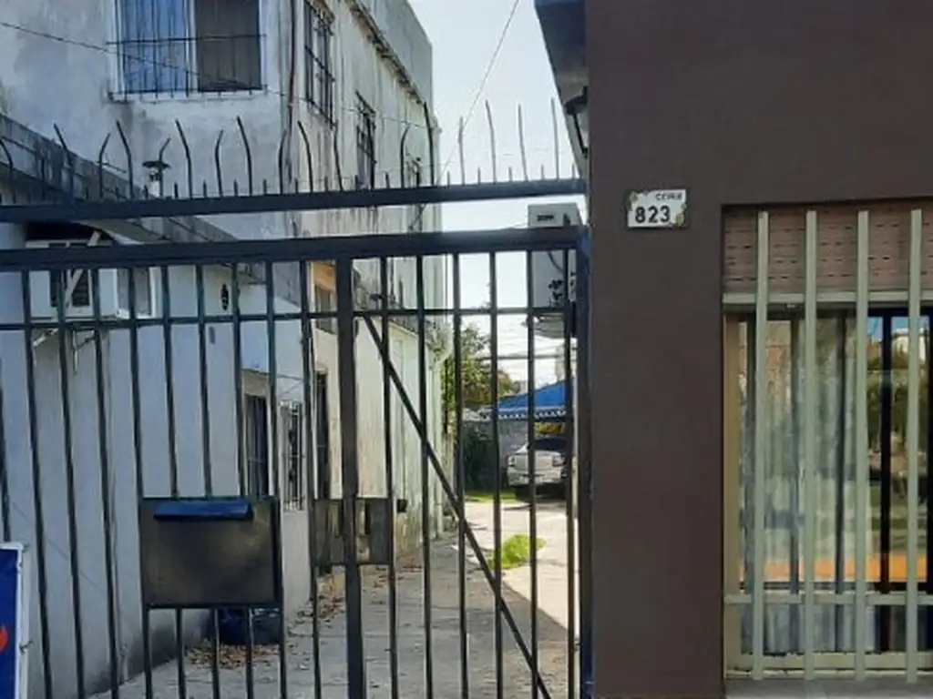 CASA INTERNA ZONA LA CANTÁBRICA EN MORÓN