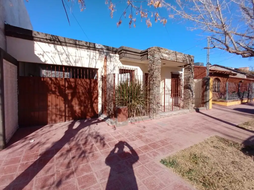 Casa - Venta - Argentina, Luján de Cuyo - VIETMA 300