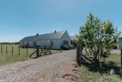 Casa en un planta en Puesto Viejo Club de Campo