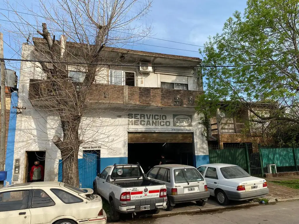 Dos departamentos con local en VENTA - San Miguel