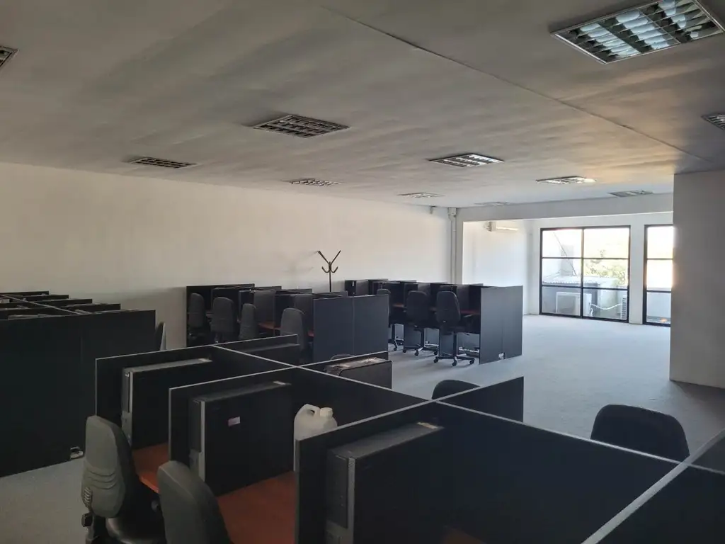 ALQUILER OFICINAS EN PARQUE PATRICIOS