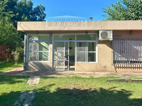 CASA DE 5 AMBIENTES CON QUINCHO EN PASO DEL REY