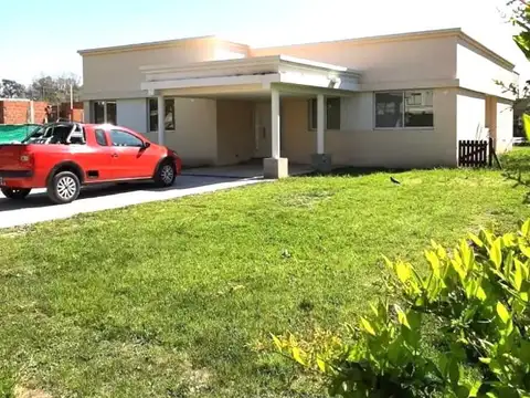 Casa en Venta con cochera