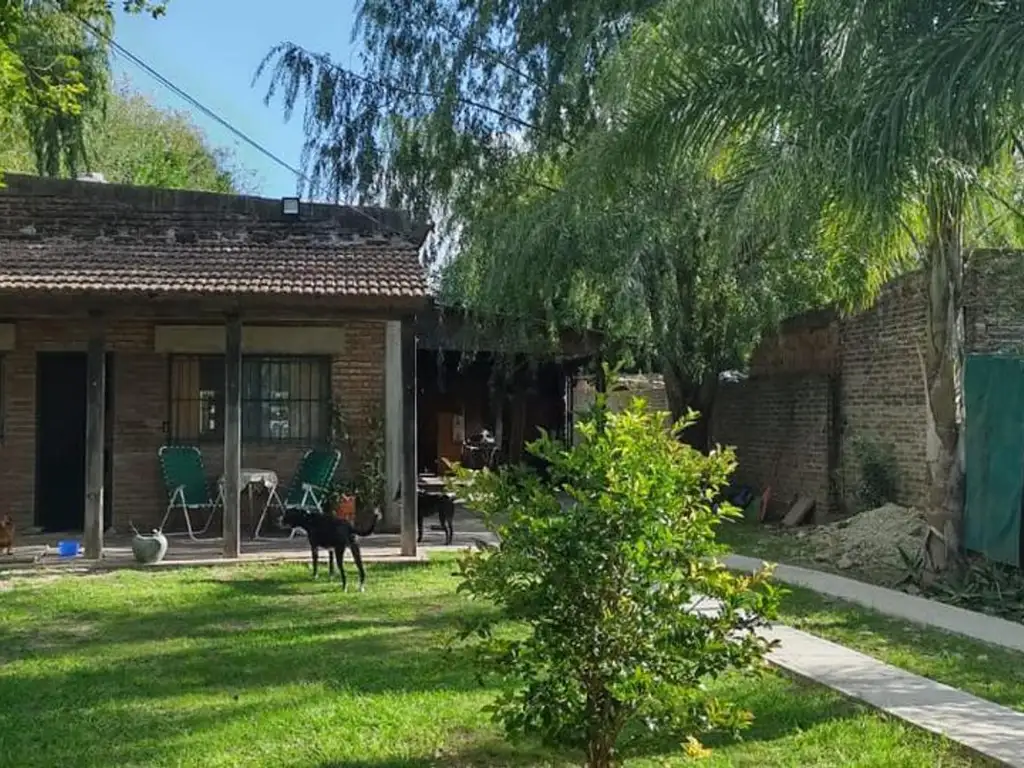 Casa en Venta Escobar, 4 ambientes.