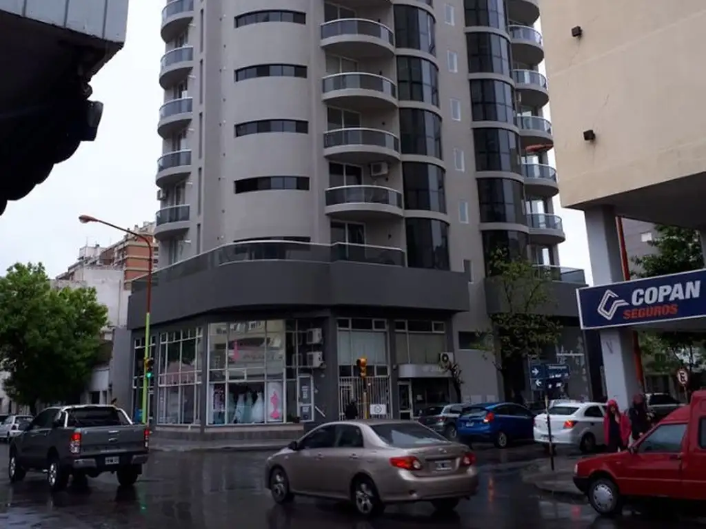 Semipiso en venta de 3 dormitorios c/ cochera Bahia Blanca