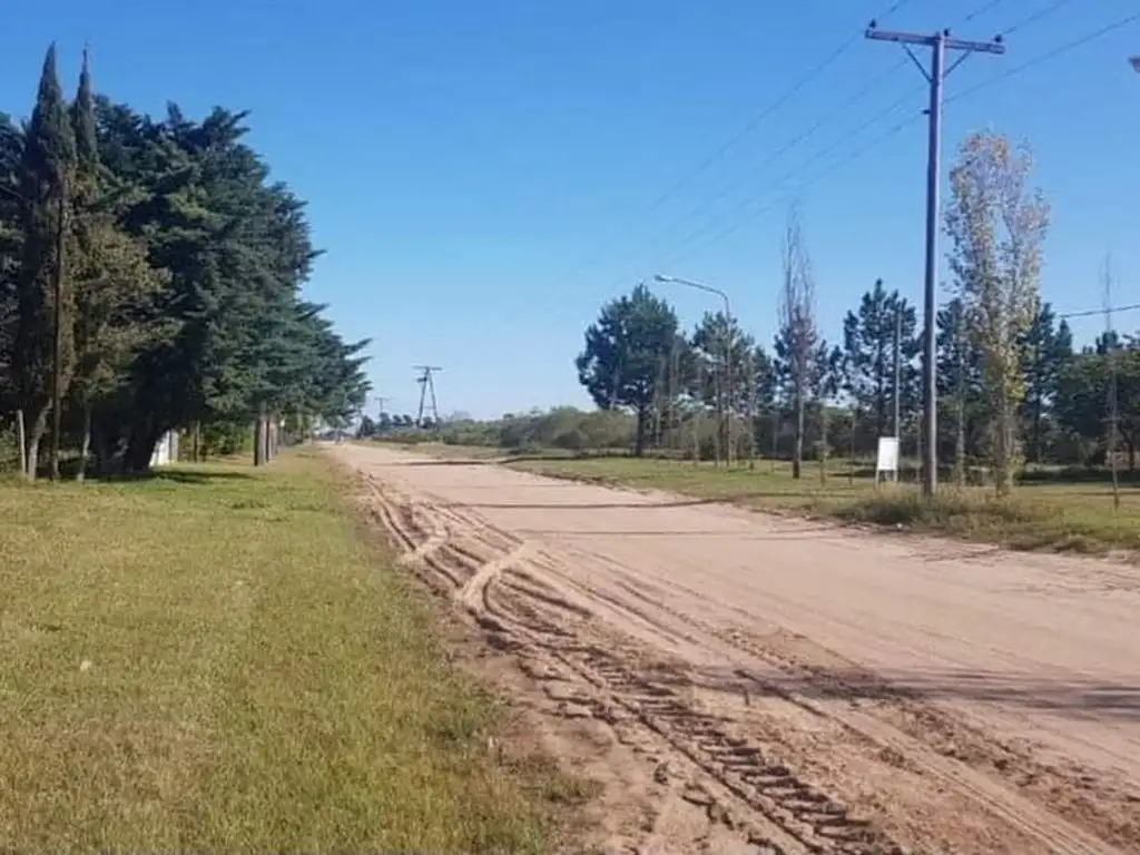 Lote en Barrio La Arbolada