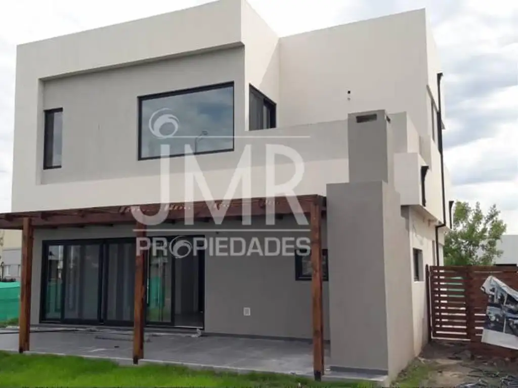 JMR Propiedades | Pilar del Este-San Eduardo  | Excelente Casa en venta