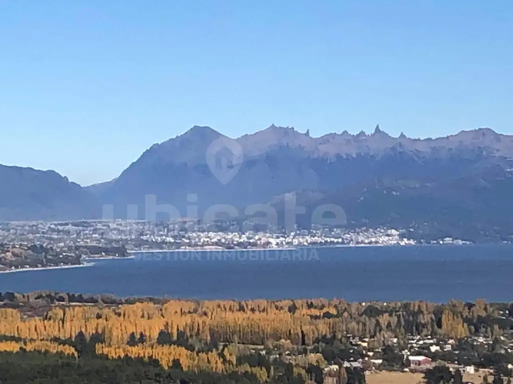 Terreno con la mejor vista al lago