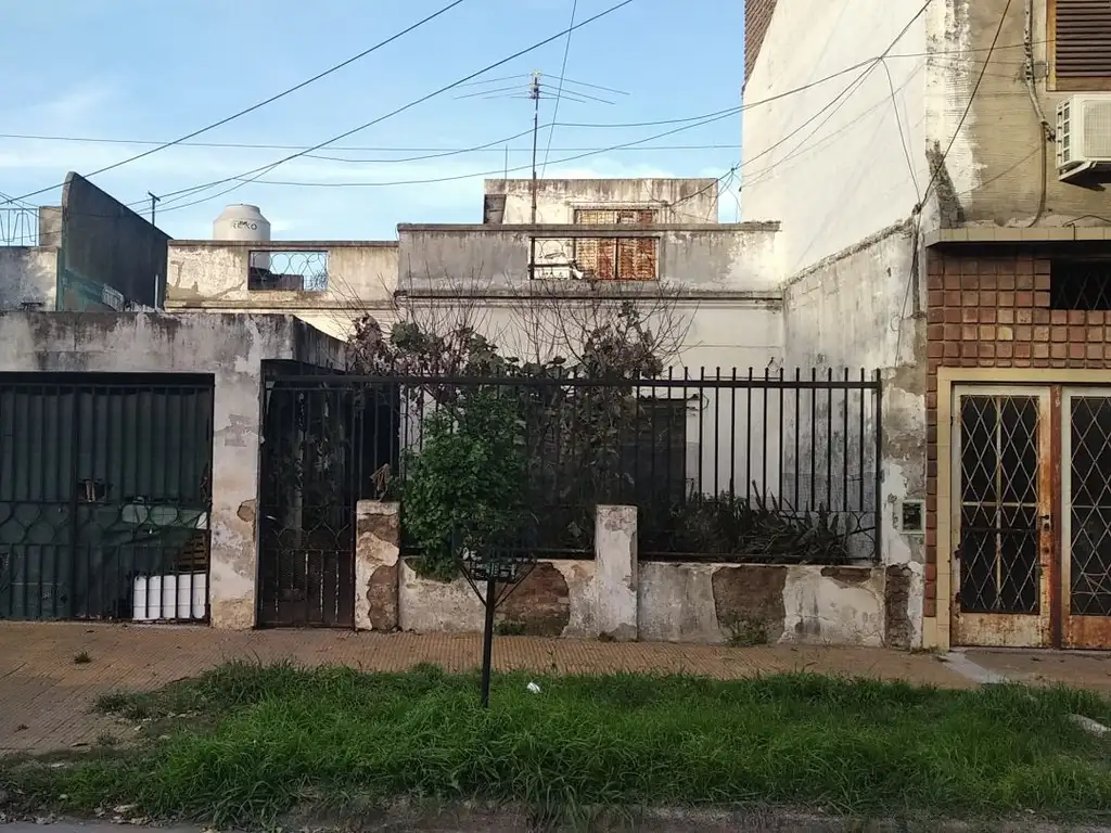 Casa - Venta - Argentina, Tres de Febrero - ZANELLA SANTIAGO - (3F) 3378