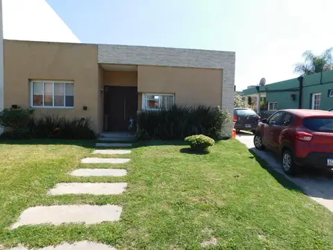 Casa en Venta en Los Olivares - 2 dormitorios