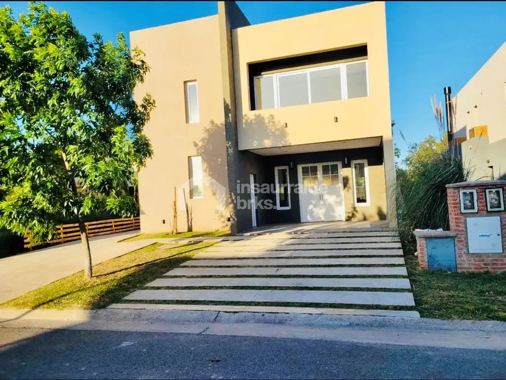 CASA EN ALQUILER EN TIGRE,  BARRIO NAUTICO VILA MARINA 1 CON PISCINA Y VISTA AL RIO!