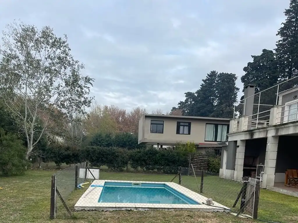 Casa  en Venta en Sausalito, Pilar, G.B.A. Zona Norte