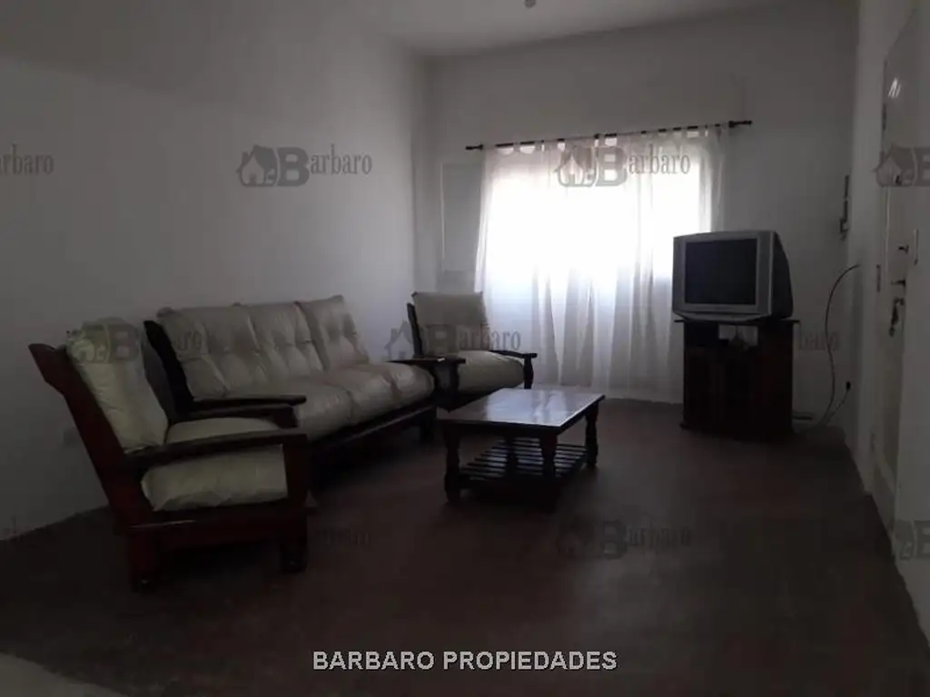 BARBARO VENDE CASA EN SAN MARTIN