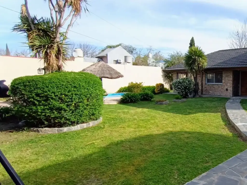 Casa - Venta - Argentina, Pilar - Golf Club Rio cuarto 1900