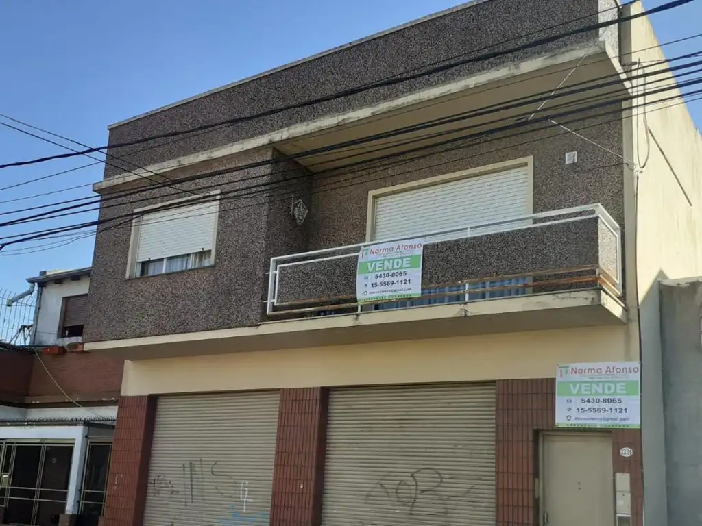 EN VENTA CASA CON 3 DORMITORIOS Y DOS BAÑOS EN CASEROS - FICHA 8611