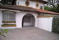 Alquiler temporario casa 3 dorm + pileta - B° El Cortijo - Disponible desde Abr 2024
