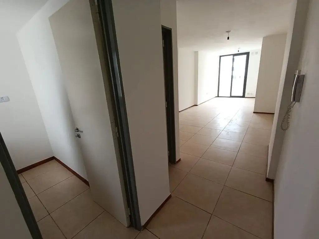 VENTA DEPARTAMENTO  2 DORM CON COCHERA Bº GRAL PAZ